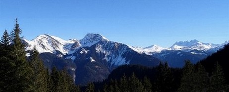 classe colonie montagne decouverte rousse sejour groupe gite hebergement ski pension vacance centre morzine 5